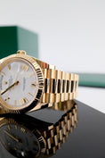 Bild in Galerie-Betrachter laden, Rolex Day-Date 40 228238 - Detail view 3
