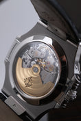 Load image into Gallery viewer, Patek Philippe Nautilus 5726-001 - Detail view 15
