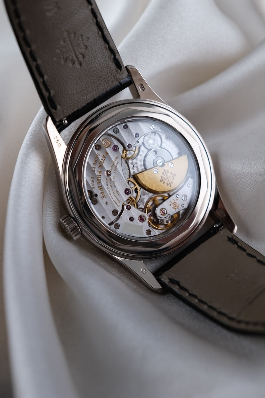 Patek Philippe Calatrava 6000G - Detailansicht 10