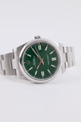 Charger l'image dans la visionneuse de la galerie, Rolex Oyster Perpetual 41 124300 - Detail view 4
