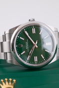 Charger l'image dans la visionneuse de la galerie, Rolex Oyster Perpetual 41 124300 - Detail view 1
