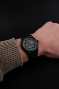 Carica l'immagine nel visualizzatore della galleria, Zenith Defy Classic Skeleton 49.9000.670/77.R782 - Detail view 1

