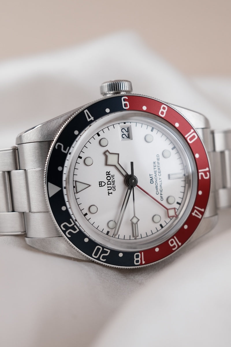 Tudor Black Bay GMT Opaline 79830RB - Detailansicht 3