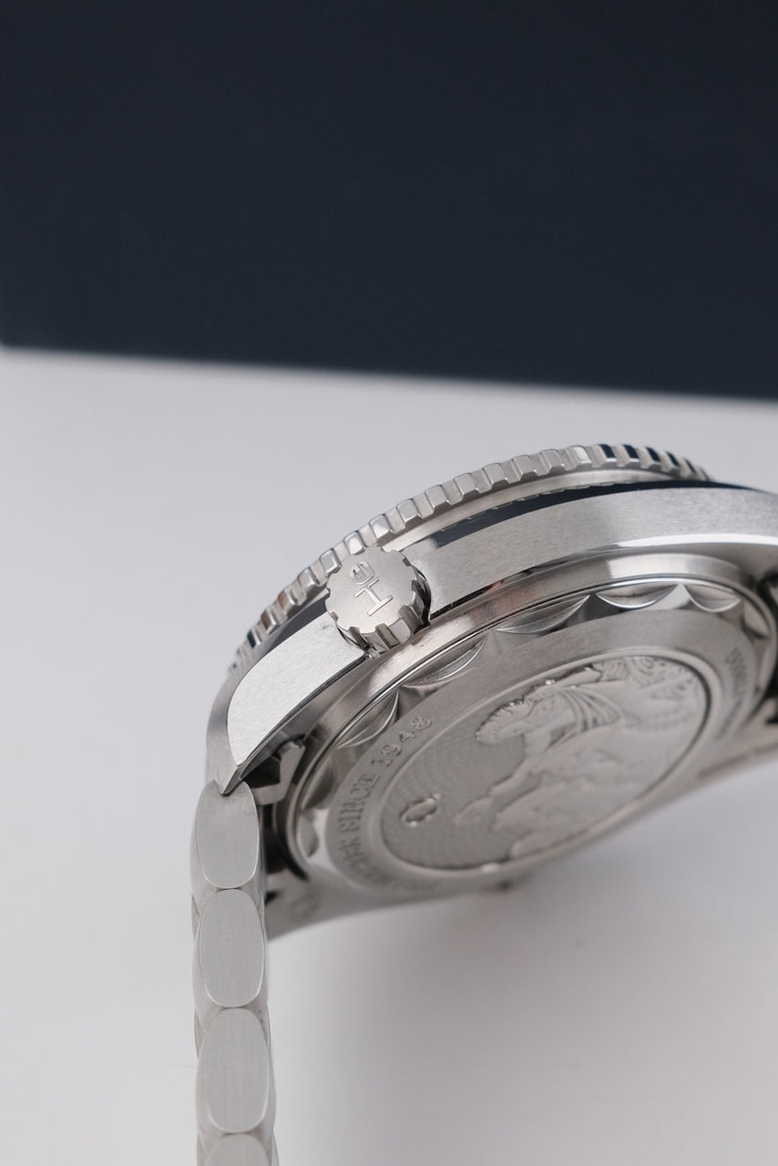 Omega Seamaster Planet Ocean 600M 21530402003002 - Detail view 6