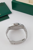 Bild in Galerie-Betrachter laden, Rolex Explorer II 226570 - Detail view 5

