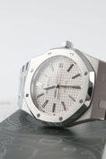 Charger l'image dans la visionneuse de la galerie, Audemars Piguet Royal Oak Selfwinding 15300ST.OO.1220ST.01 - Detailansicht 8
