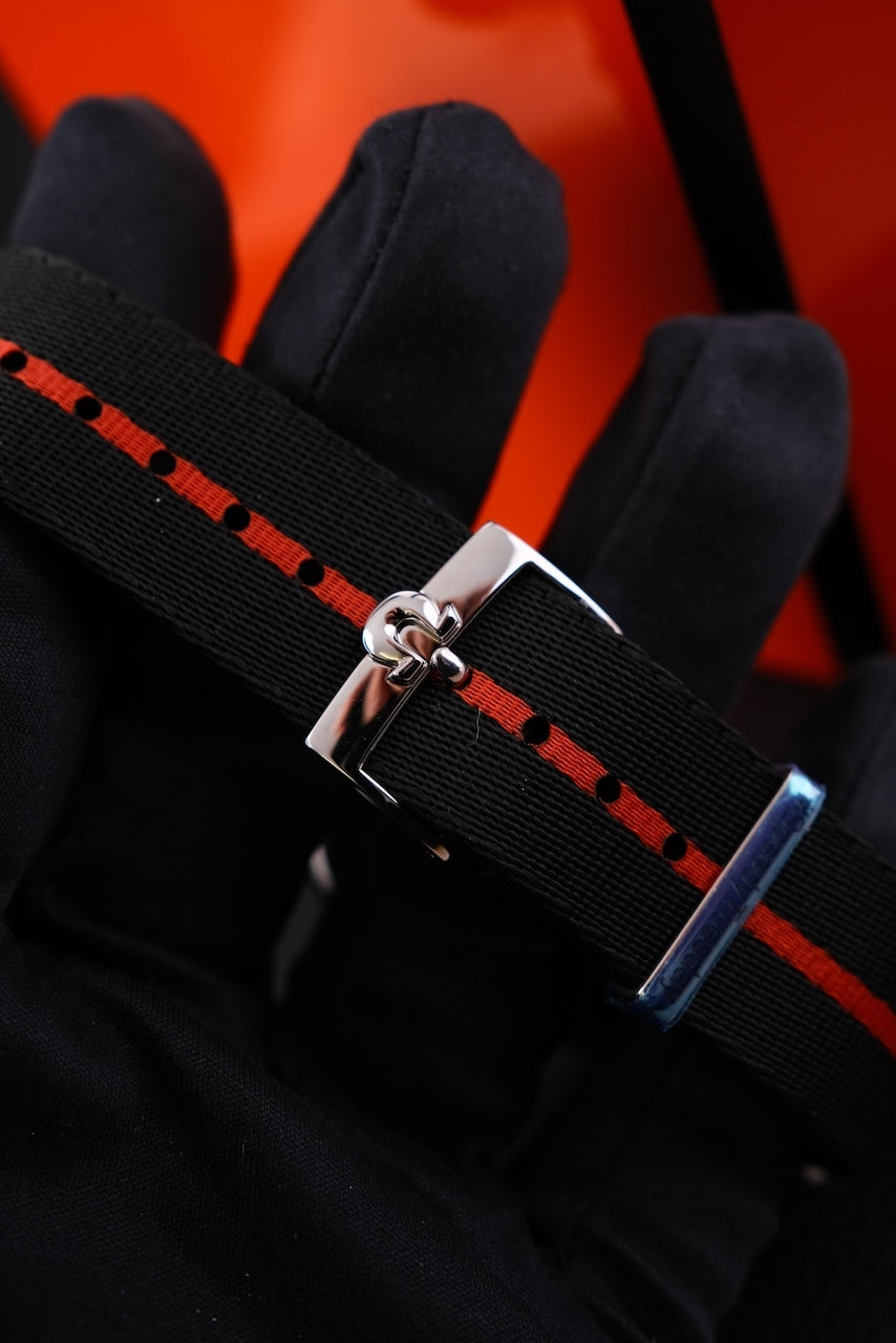 Omega Speedmaster Professional Moonwatch Ultraman 31112423001001 - Detailansicht 8