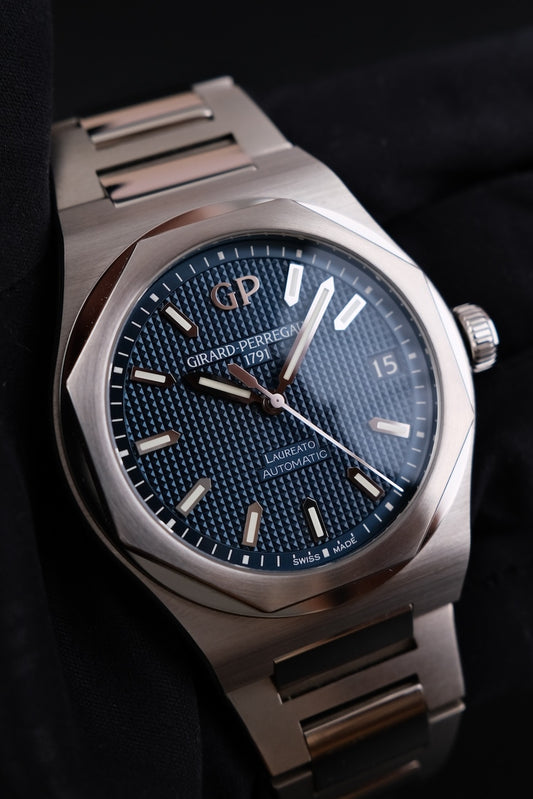 Girard Perregaux Laureato 81010-11-431-11a - Thumbnail