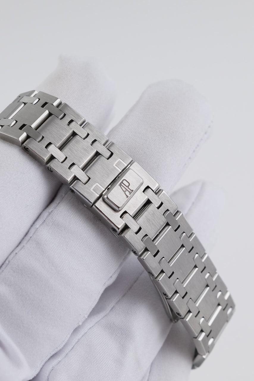 Audemars Piguet Royal Oak Day-Date 25594ST - Detail view 8