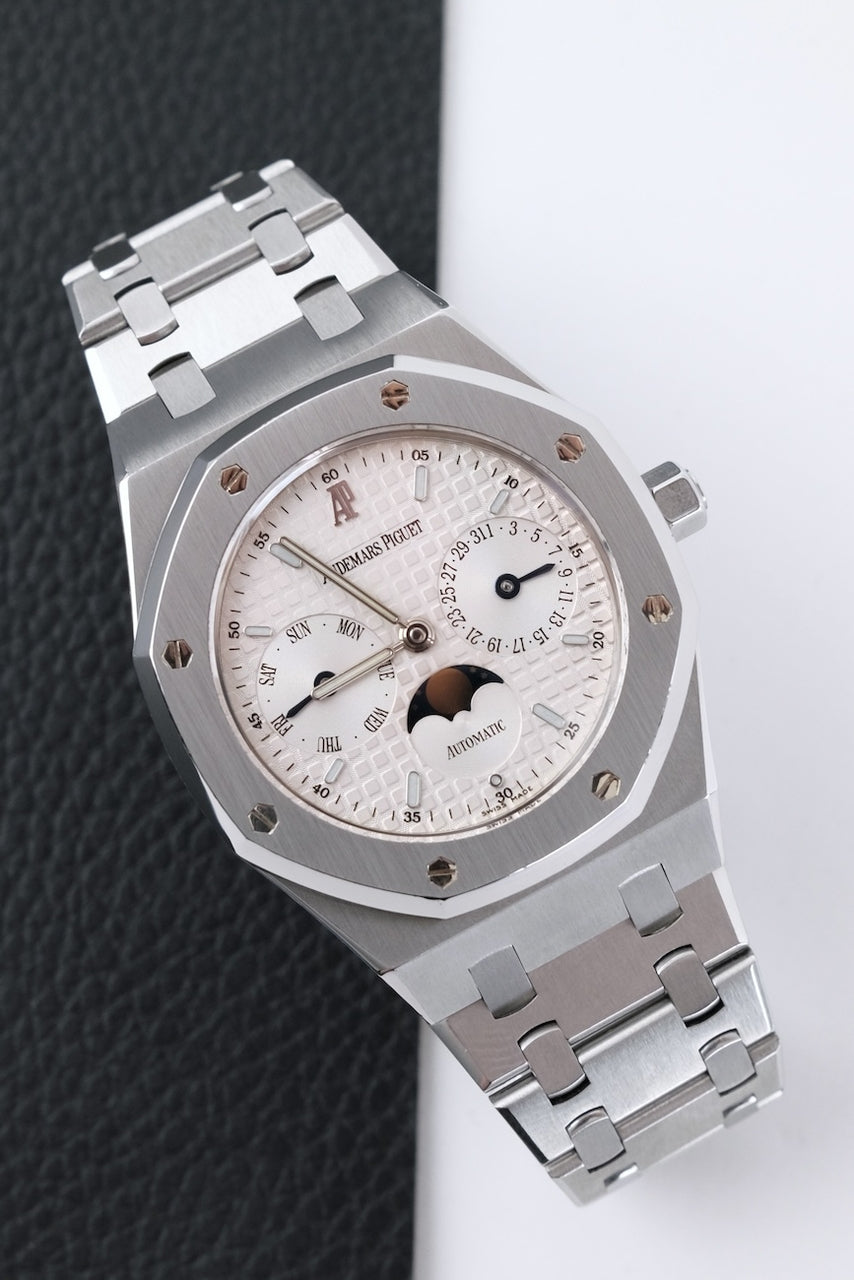 Audemars Piguet Royal Oak Day-Date 25594ST - Main product image