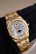Bild in Galerie-Betrachter laden, Audemars Piguet Royal Oak Perpetual Calendar BA25654 - Thumbnail
