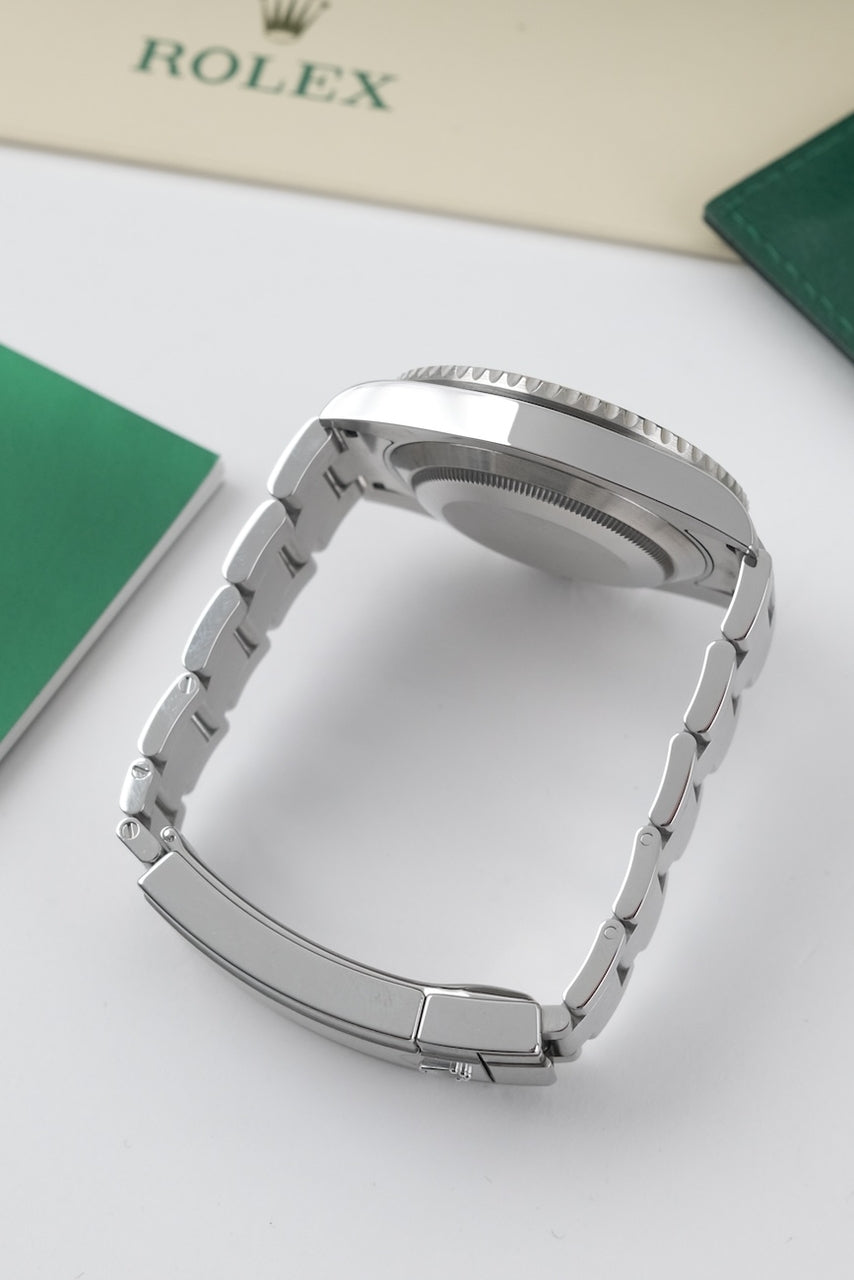 Rolex Submariner No Date 114060 - Detail view 6