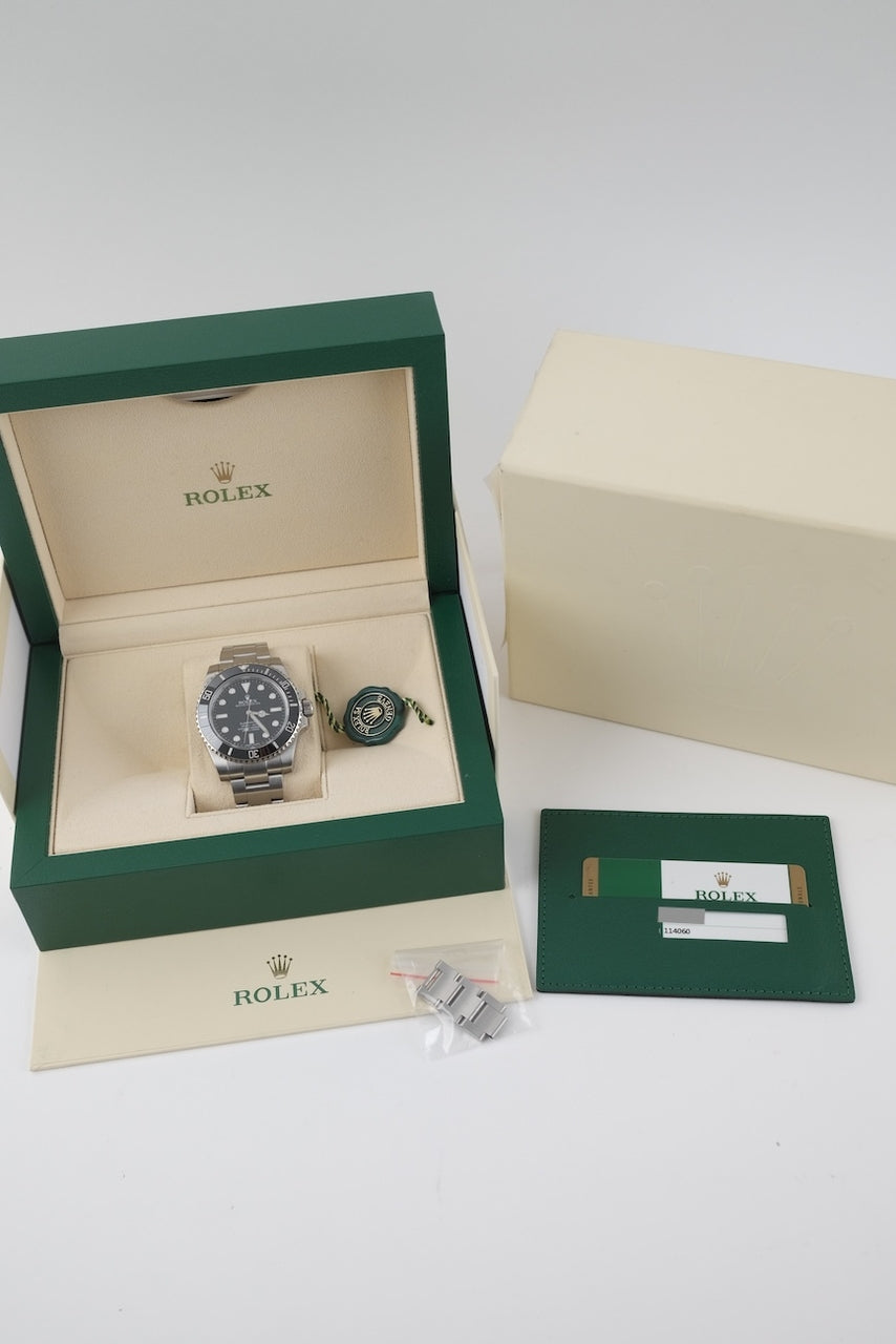 Rolex Submariner No Date 114060 - Papers and documentation