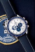 Bild in Galerie-Betrachter laden, Omega Speedmaster Snoopy 31032425002001 - Thumbnail
