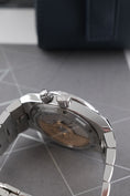 Charger l'image dans la visionneuse de la galerie, Vacheron Constantin Overseas Dual Time 7920V/210A-B333 - Detailansicht 4
