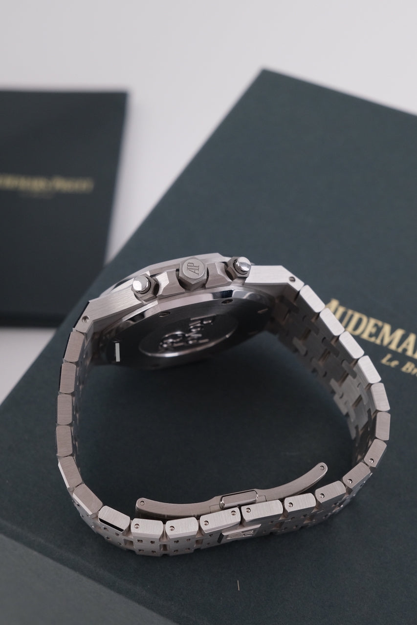 Audemars Piguet Royal Oak Chronograph 26331ST - Detailansicht 4