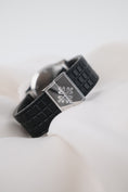 Load image into Gallery viewer, Patek Philippe Aquanaut 5064 - Detail view 7
