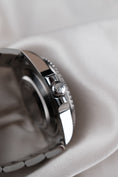 Bild in Galerie-Betrachter laden, Rolex Sea-Dweller 126600 - Detail view 4
