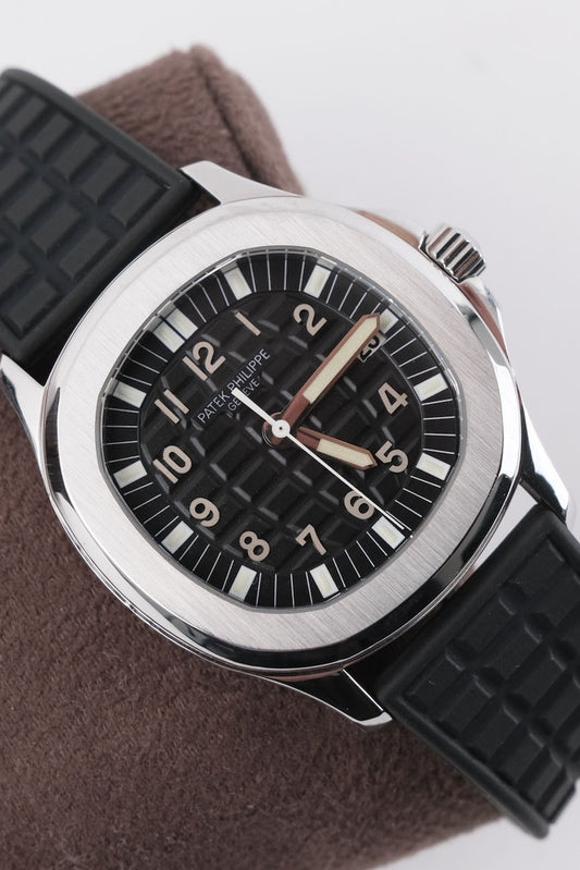 Patek Philippe Aquanaut 5064 - Detailansicht 1