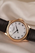 Bild in Galerie-Betrachter laden, Patek Philippe Calatrava 5117R - Thumbnail
