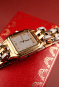 Bild in Galerie-Betrachter laden, Cartier Panthere 18k Gold Silver Dial 1060 Box 3 Row Bracelet
