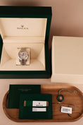 Bild in Galerie-Betrachter laden, Rolex Datejust 36 "Green Palm" Dial 126234 Box + og. Papiere NEW
