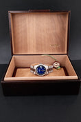 Bild in Galerie-Betrachter laden, Rolex Day-Date 36 18239 Box Blue Vignette Diamond Dial White Gold
