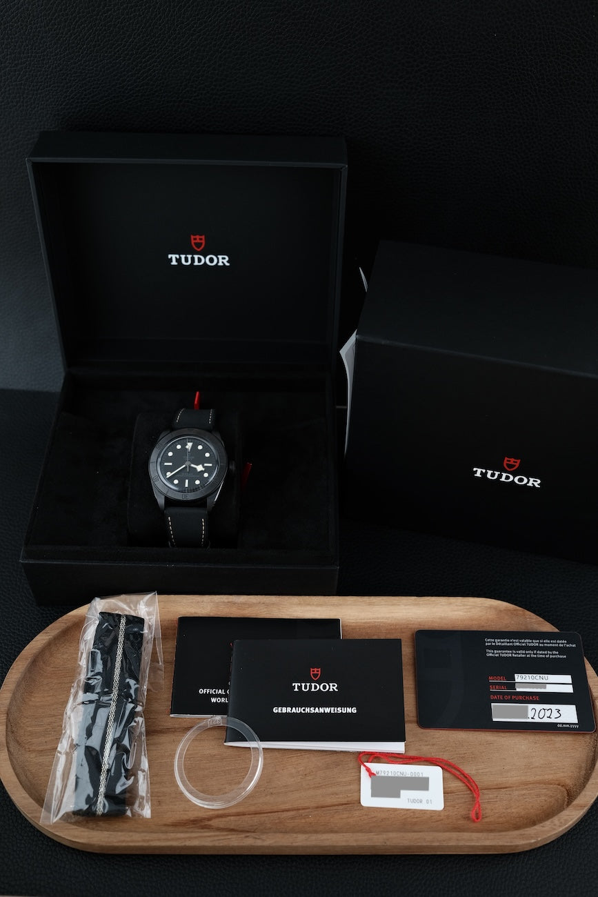 Tudor Black Bay Keramik 79210CNU Box + og. Papiere