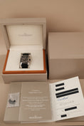 Bild in Galerie-Betrachter laden, Jaeger-LeCoultre Reverso Squadra Hometime Q700867P Box + og. Papiere
