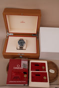 Cargar la imagen en la vista de la galería, Omega Seamaster Diver 300 M 21030422006001 Box + og. Papiere
