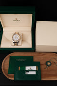 Carica l'immagine nel visualizzatore della galleria, Rolex Sky-Dweller 326933 Box + og. Papiere S/G, White Dial, LC100
