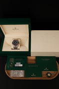 Load image into Gallery viewer, Rolex GMT-Master II 126710BLRO Box + og. Papiere Pepsi 40mm
