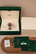 Bild in Galerie-Betrachter laden, Rolex Yacht-Master 40 126621  Box + og. Papiere Black Dial, S/RG
