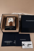 Bild in Galerie-Betrachter laden, Panerai Luminor Base Logo PAM01087 Box + og. Papiere
