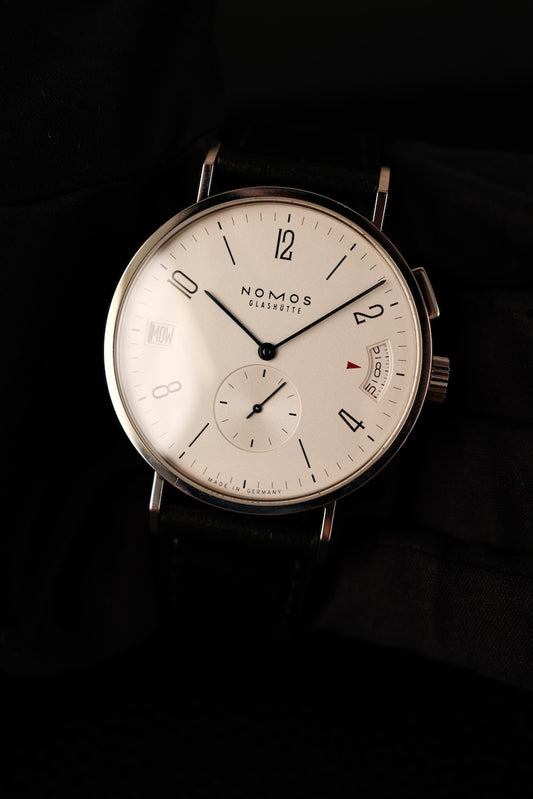 Nomos Tangomat GMT 635 Box + og. Papiere German Delivered Additional Metal Bracelet Automatik