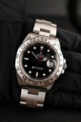 Carica l'immagine nel visualizzatore della galleria, Rolex Explorer II 16570 Box + og. Papiere Black Dial, Serviced, A-Series
