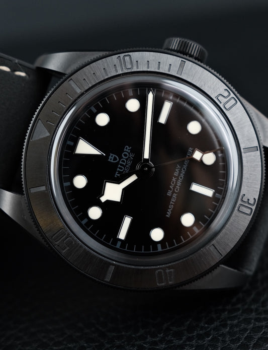 Tudor Black Bay Keramik 79210CNU Box + og. Papiere