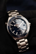 Load image into Gallery viewer, Omega Seamaster Planet Ocean 600M 21530402003001 Box + og. Papiere 39,5mm, SERVICED
