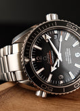 Bild in Galerie-Betrachter laden, Omega Seamaster Planet Ocean 23230422101001 Box + og. Papiere
