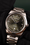 Bild in Galerie-Betrachter laden, Longines Conquest L38304026 Box + og. Papiere Green Dial 41mm
