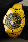 Load image into Gallery viewer, Hublot Big Bang Unico 441.CY.471Y.RX Box + og. Papiere Yellow Magic, Limited Edition 250 Pieces, First Buyer's Invoice
