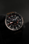 Bild in Galerie-Betrachter laden, Fortis Flieger F-43 Triple GMT PC-7 F42600004 Box + og. Papiere Limited Edition x/100, German Delivered
