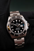 Load image into Gallery viewer, Rolex Submariner Date 126610LN Box + og. Papiere 41mm, 2024
