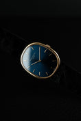 Carica l'immagine nel visualizzatore della galleria, Patek Philippe Ellipse 18k Yellow Gold 3848 Box + og. Papiere Metallic Blue Dial, Additional Extract
