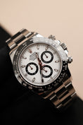 Carica l'immagine nel visualizzatore della galleria, Rolex Daytona 116500LN Box + og. Papiere White Dial Panda, First Buyer's Invoice, LC EU
