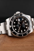 Carica l'immagine nel visualizzatore della galleria, Rolex Submariner Date 116610LN Box + og. Papiere First Buyer's Invoice, LC100
