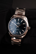 Carica l'immagine nel visualizzatore della galleria, Omega Seamaster Aqua Terra 22010412103004 Box + og. Papiere Blue Dial 150m 41mm
