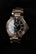 Load image into Gallery viewer, Oris AQUIS 0173377304125 Box + og. Papiere Source of Life Limited Edition
