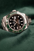 Bild in Galerie-Betrachter laden, Rolex Submariner Date 126610LV Box + og. Papiere Starbucks MK I
