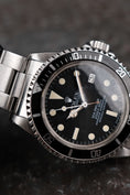 Bild in Galerie-Betrachter laden, Rolex Sea-Dweller 1665 Box + og. Papiere Collector´s Condition and Set Matte Dial Tritium Punched Papers
